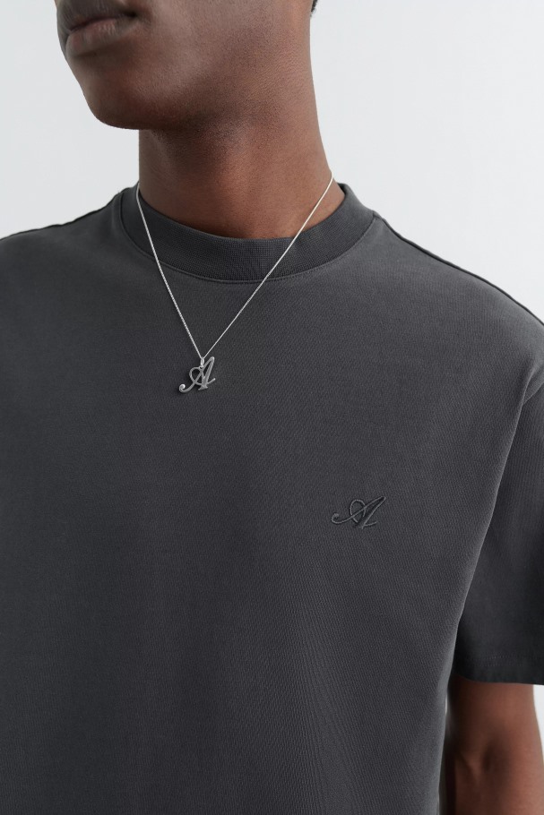 Signatur T-skjorte Axel Arigato Falmet Svart