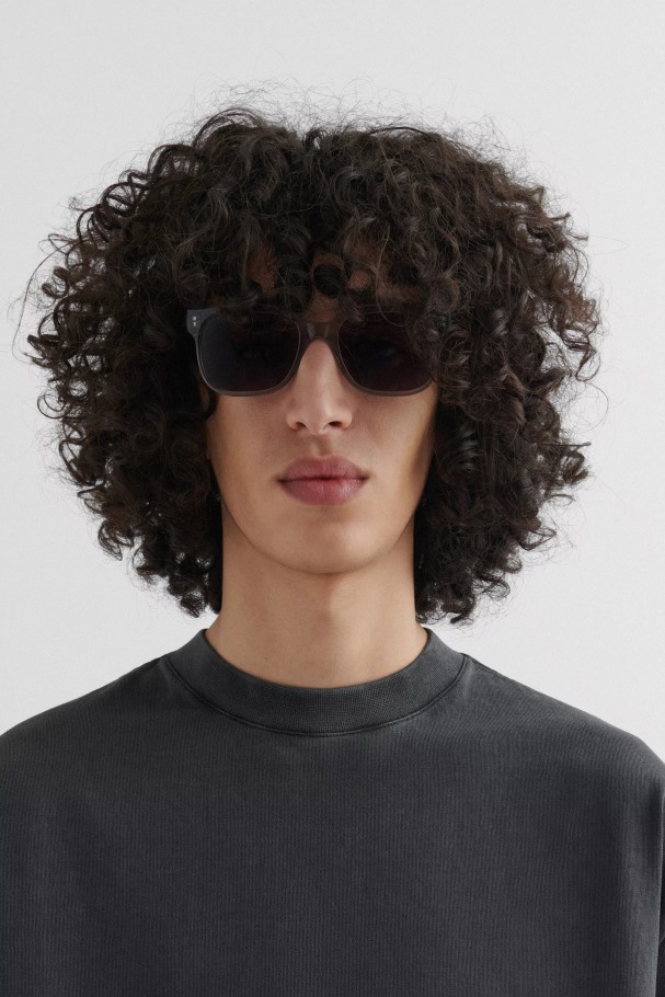 Jet Square Solbriller Lys Grå Grå Axel Arigato