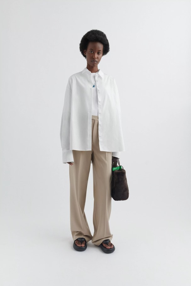 Nettverk Oversized Skjorte Hvit Axel Arigato