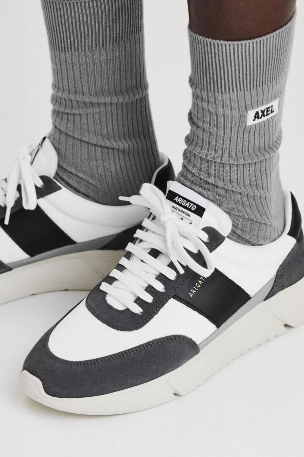 Axel Arigato Mørkegrå Hvit Svart Genesis Vintage Løper