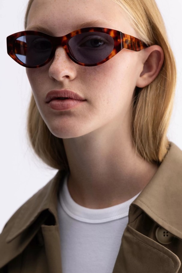 Axel Arigato Tortoise Lyseblå Tonia Cat-eye Solbriller