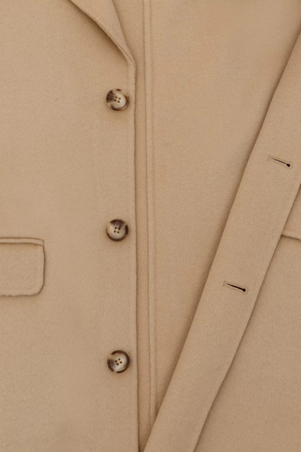 Dawn Ullfrakk Blek Beige Axel Arigato