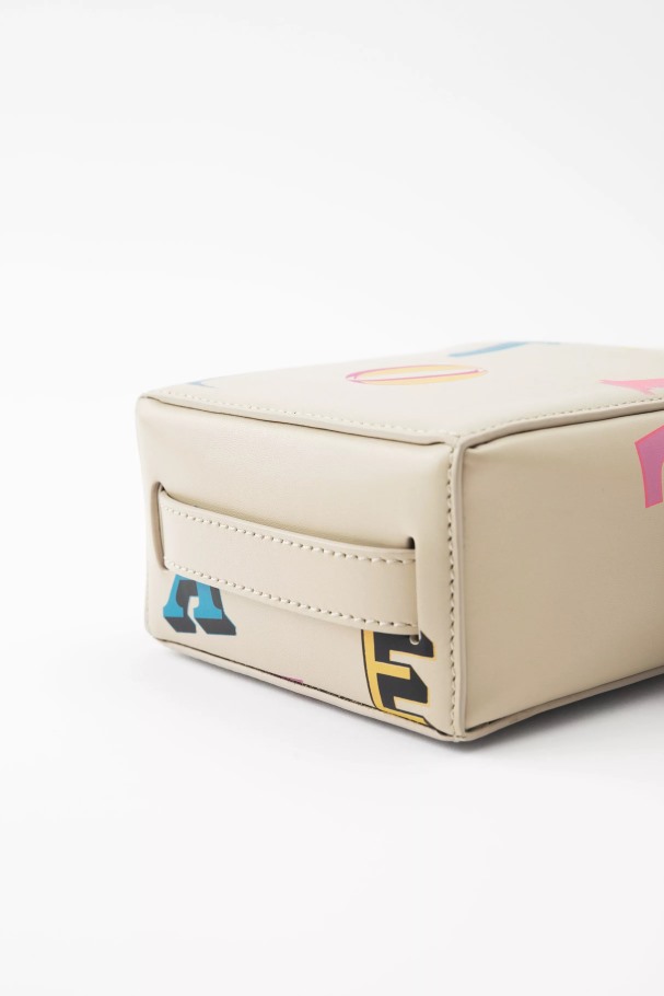 Kubisk Monogram Skinnveske Axel Arigato Blek Beige