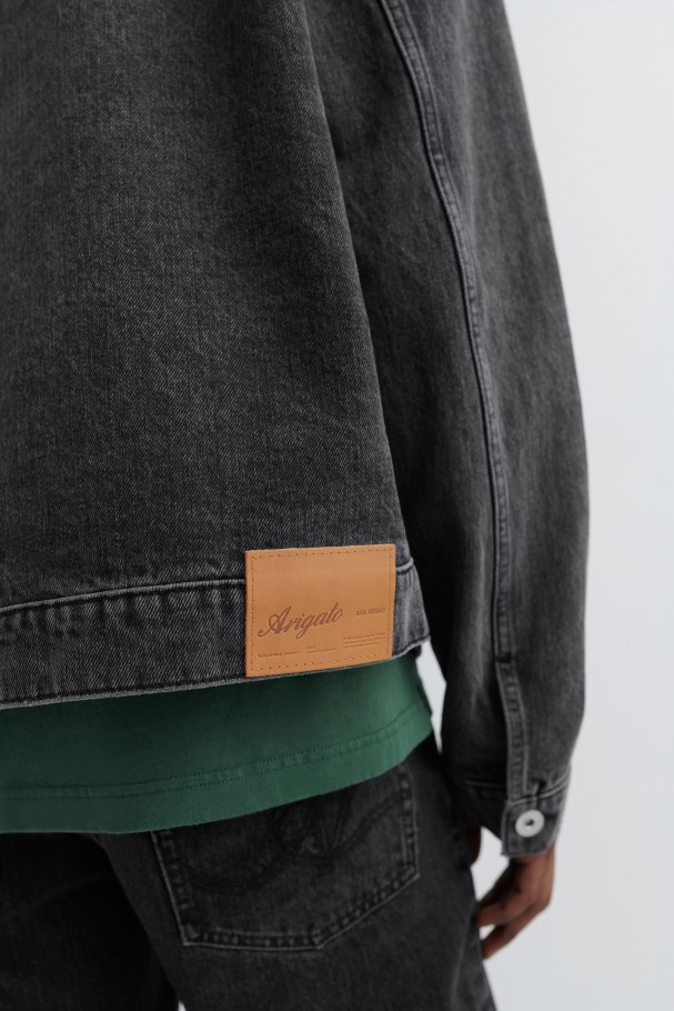 Vestjakke Axel Arigato Vasket Svart