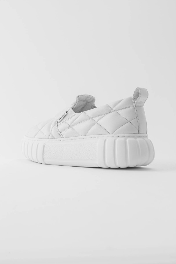 Dis Slip På Hvit Axel Arigato