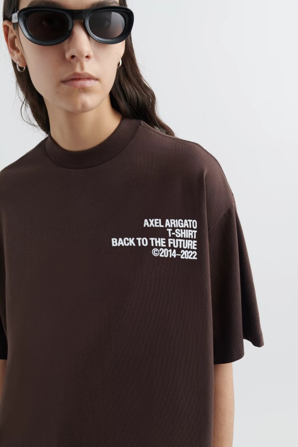 Era T-skjorte Axel Arigato Mørkebrun