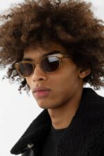 Alton D-frame Solbriller Gjennomsiktig Sandbeige Brun Axel Arigato - Bilde 3