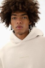Axel Arigato Blek Beige Monogram Hettegenser - Bilde 3