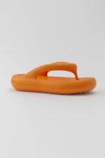Axel Arigato Delta Sandal Oransje