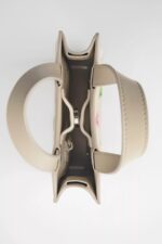 Axel Arigato Egenskap Monogram Skinnveske Blek Beige - Bilde 5