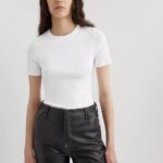 Axel Arigato Signatur Slim Rib T-skjorte Hvit