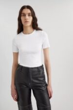 Axel Arigato Signatur Slim Rib T-skjorte Hvit