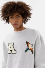 Axel Arigato Varsity Bee Bird Sweatshirt Lys Grå Melange - Bilde 3