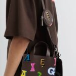 Egenskap Monogram Skinnveske Mørkebrun Axel Arigato