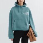 Kur Cropped Hettegenser Brittany Blue Axel Arigato