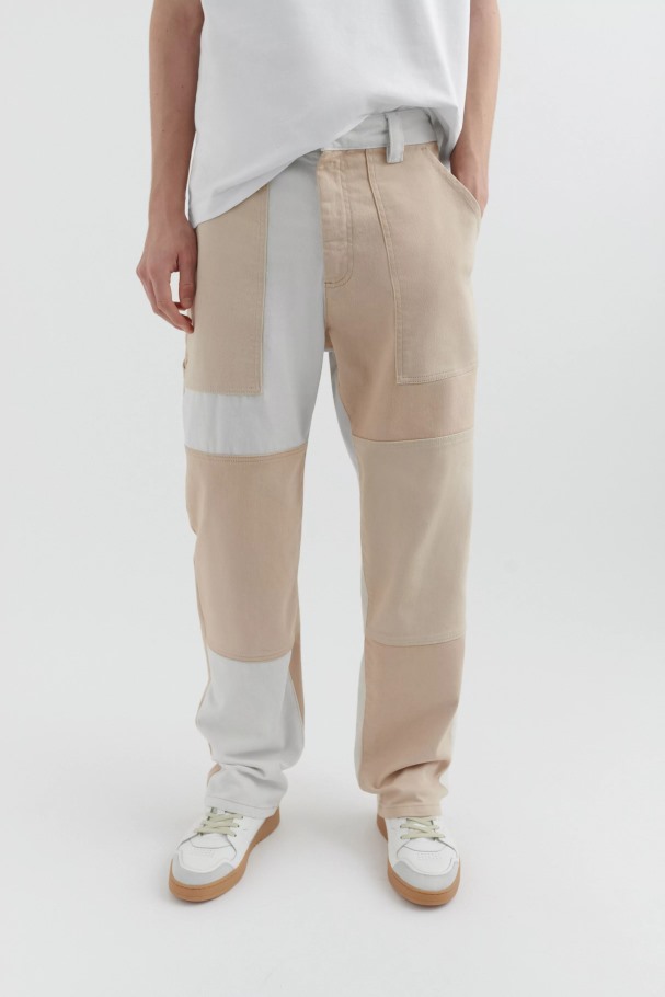 lappet_bukse_axel_arigato_beige_blek_beige.jpg Lappet Bukse Axel Arigato Beige Blek Beige - Bilde 1
