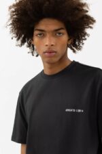 Monogram T-skjorte Axel Arigato Falmet Svart - Bilde 4