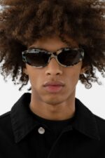 Tonia Cat-eye Solbriller Axel Arigato Beige Turtle Svart - Bilde 3
